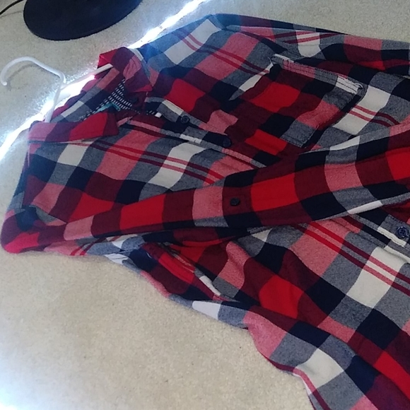 Red Flannel - Picture 14 of 16